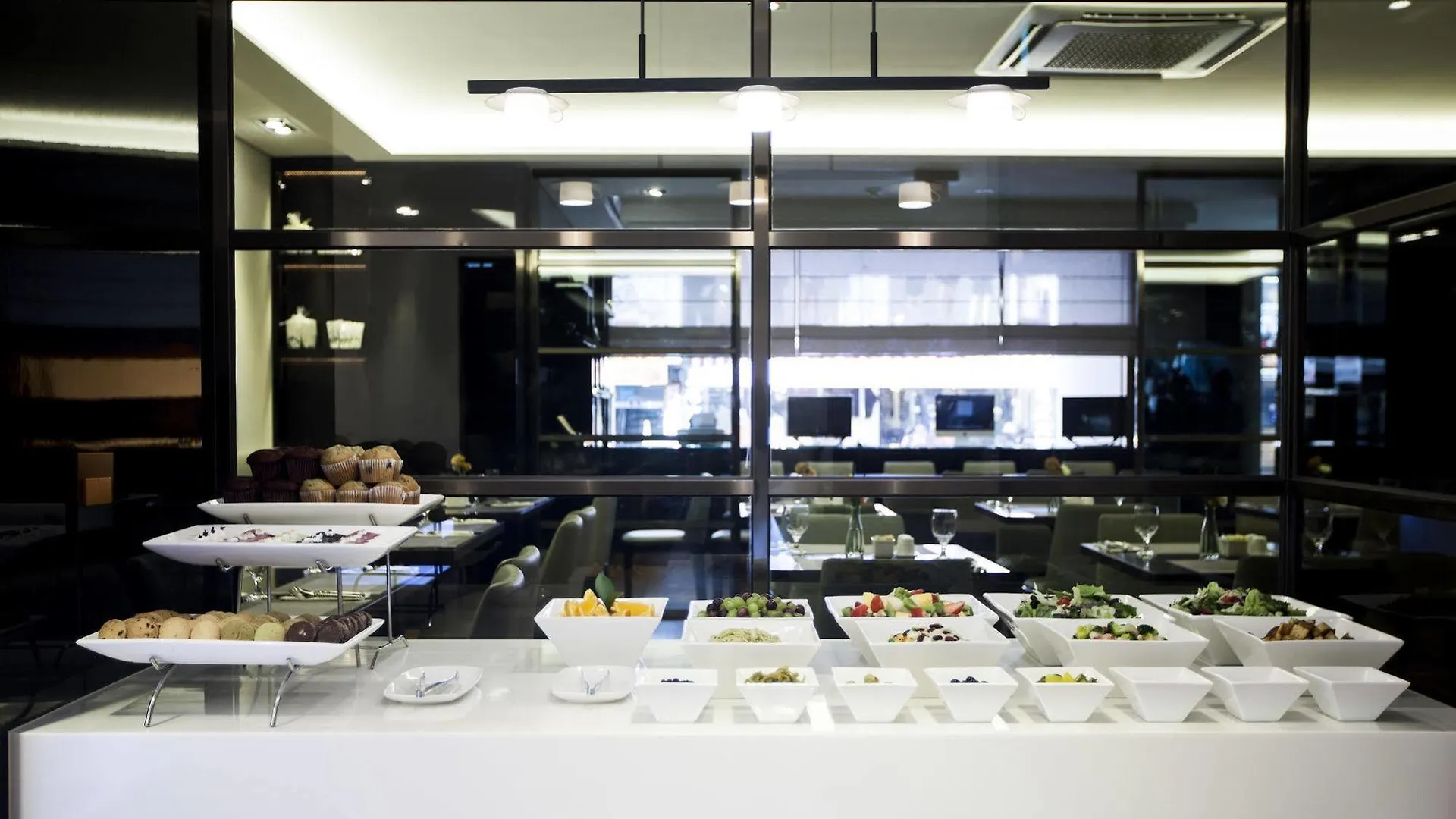 The Grand Hotel Myeongdong Seul 3*,